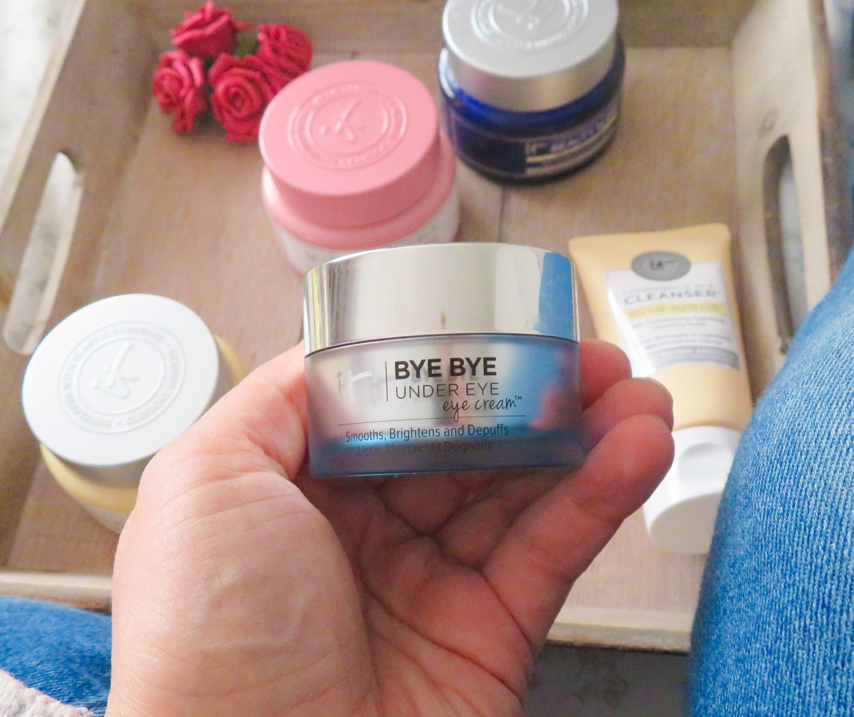 IT Cosmetics Bye Bye Under Eye Eye Cream Review